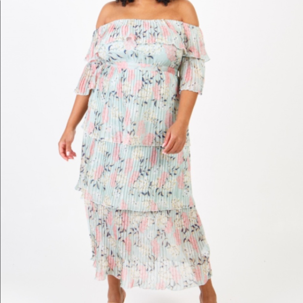 Lovedrobe Tiered Floral Maxi Dress